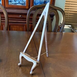 Mid century Vintage Florentine Tabletop Wooden Display Easel with Carved Legs